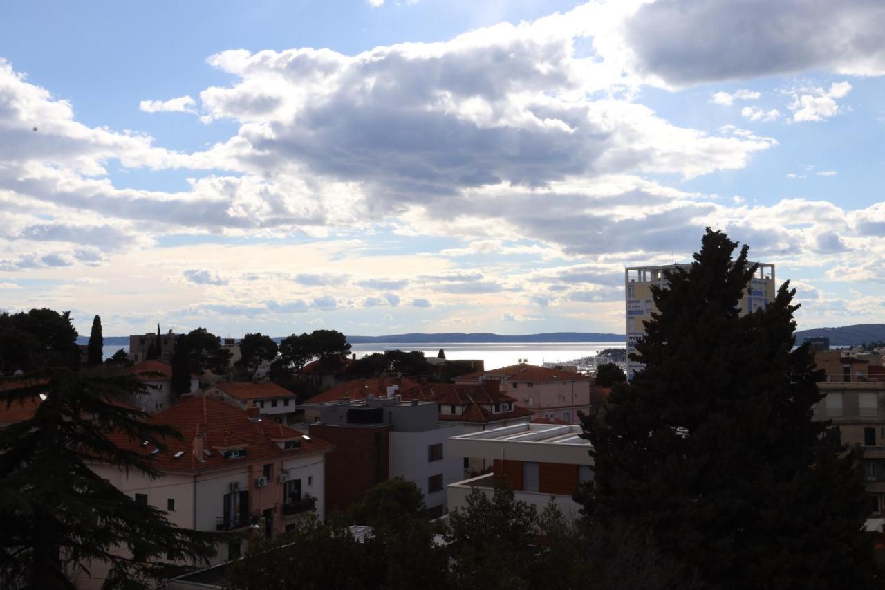 Split City View Apartment Extérieur photo